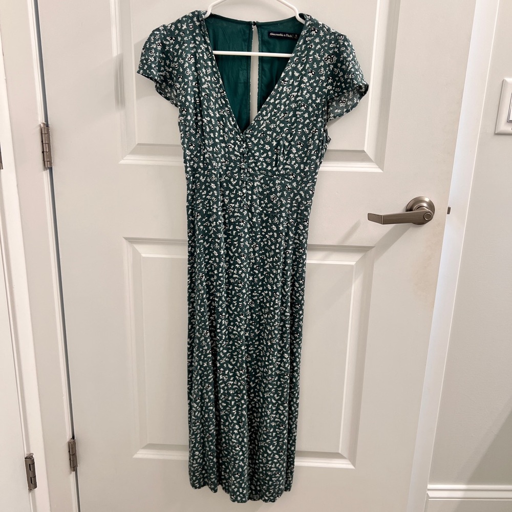 Abercrombie Midi Dress with open back
